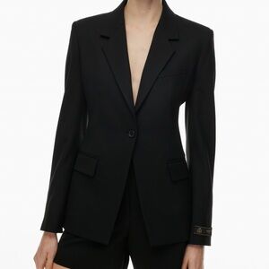 Aritzia Babaton Elegant Black Blazer Size 00.  NWOT never worn just tried on.